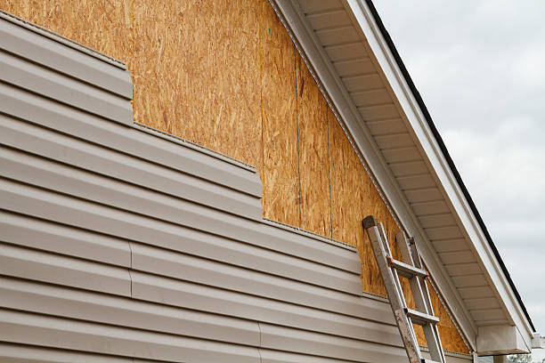Professional Wood Siding technician working in Sperryville, VA